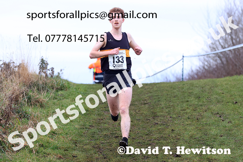 Senior mens 2024 NECAA Cross Country Champs., Temple Park, South Shields. Photo: David T. Hewitson/Sports for All Pics